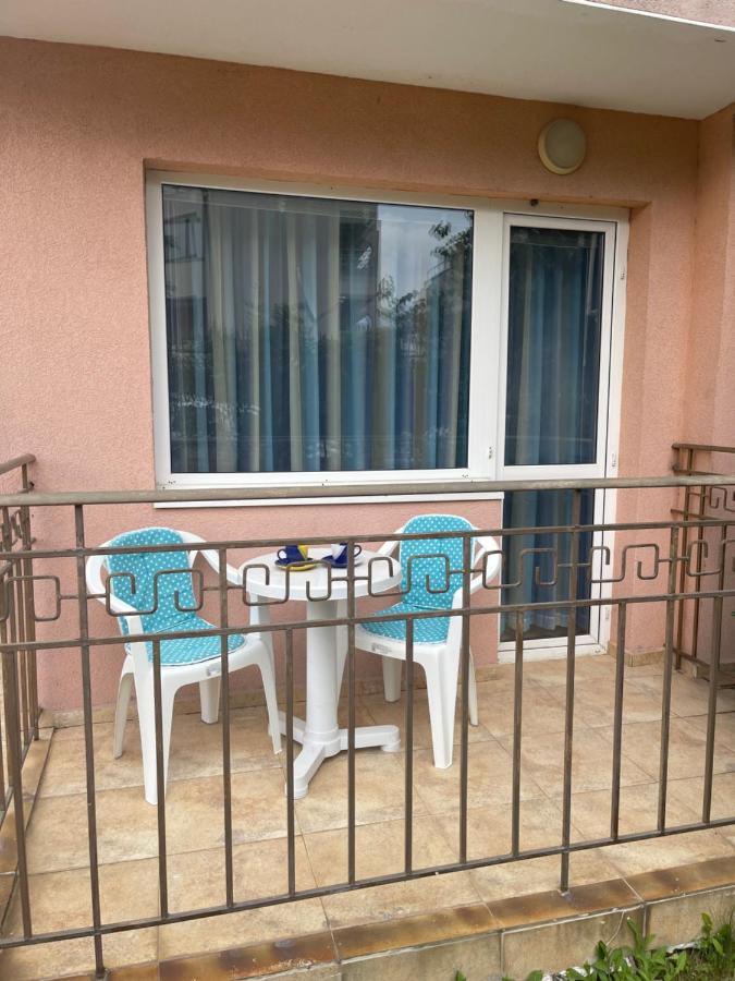 Le Premiere Randevu Apartment Свети Влас Екстериор снимка